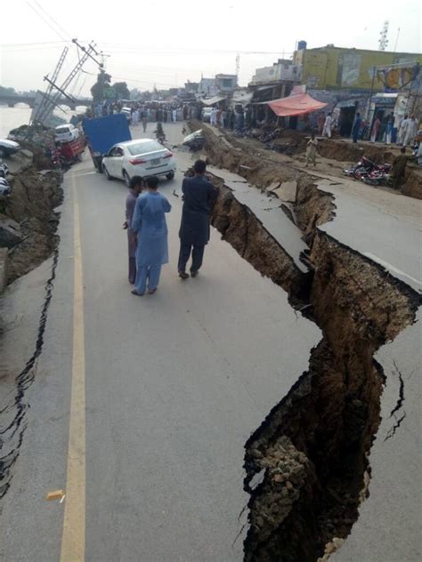 latest earthquake in pakistan